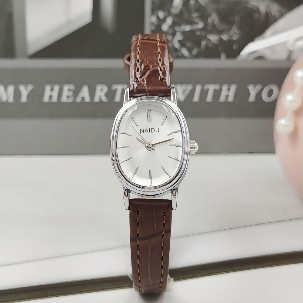 Reloj con esfera ovalada de ma - Luxury Watch Girl reseña y precio